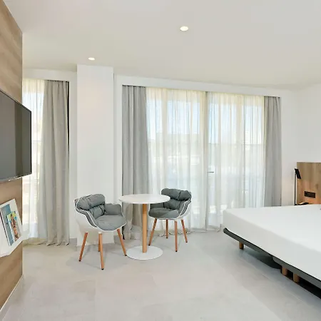 Hotel Innside Calviá 4*